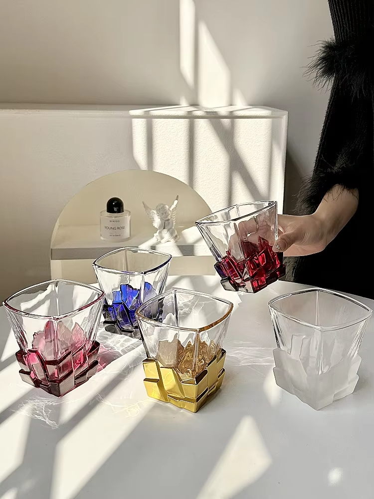 Space Gold Ice Cube Cup Artist - Wine In Beer Glass recensie en prijs